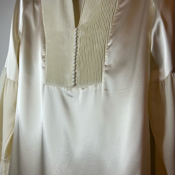 Chico’s Women’s Poet Pleated Ivory Satin Blouse Size M - Picture 7 of 8